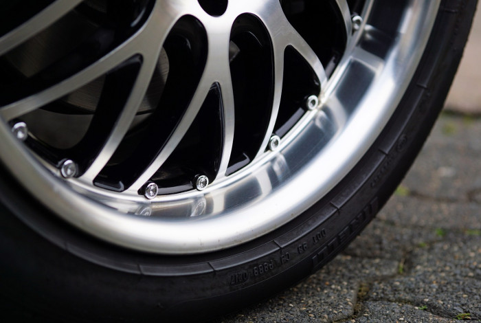 Réparation des jantes rayées